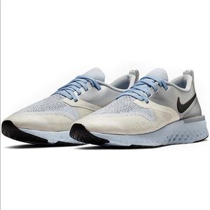 Nike Odyssey React 2 Flyknit Metallic Silver